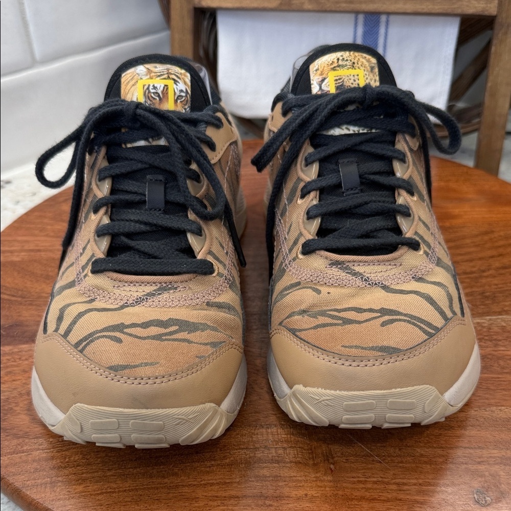 Reebok Nano X2 Grow, produced in collaboration with National Geographic